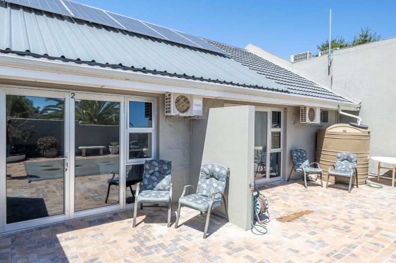 Studio 2 outside (a)